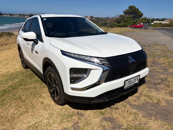 2023 Mitsubishi Eclipse Cross PHEV ES