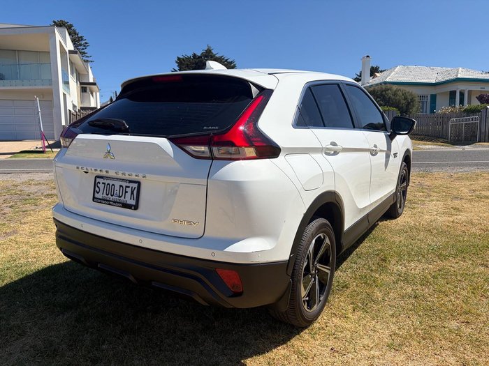 2023 Mitsubishi Eclipse Cross PHEV ES