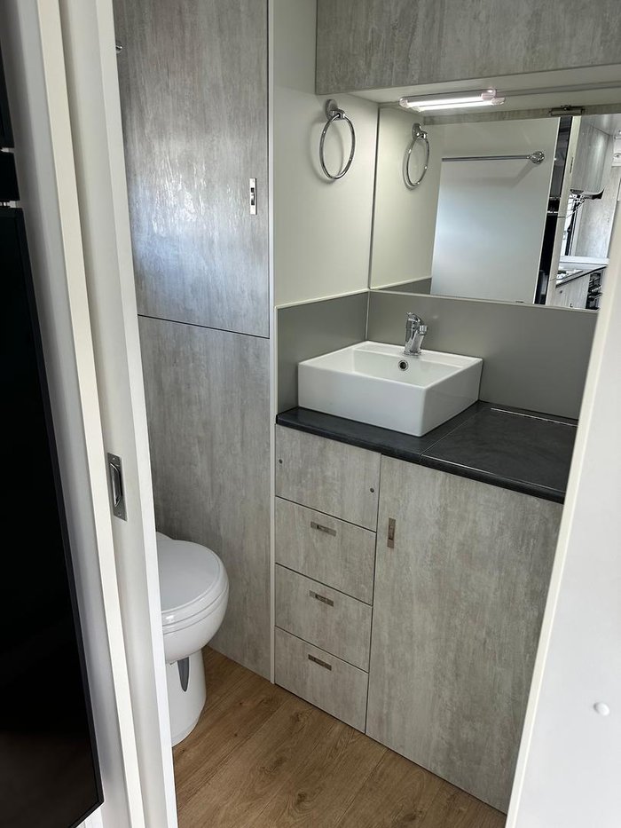 2022 Red Centre Kimberley Plus 208 Microwave Edition PRICE DROP TO $79,990