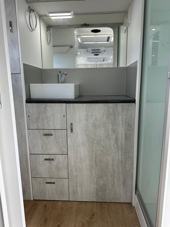 2022 Red Centre Kimberley Plus 208 Microwave Edition PRICE DROP TO $79,990