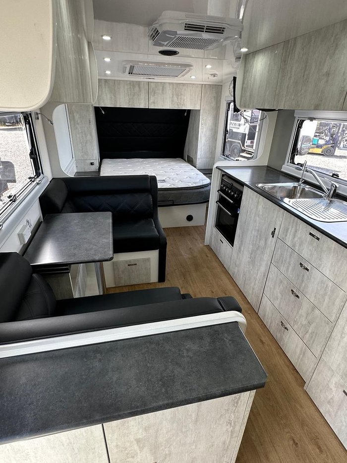 2022 Red Centre Kimberley Plus 208 Microwave Edition PRICE DROP TO $79,990