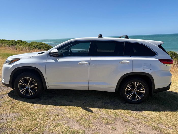 2017 Toyota Kluger GX