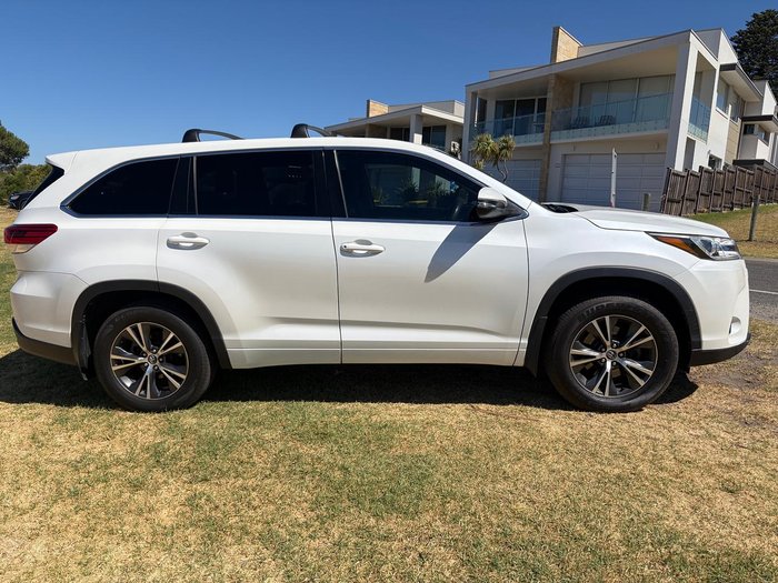 2017 Toyota Kluger GX