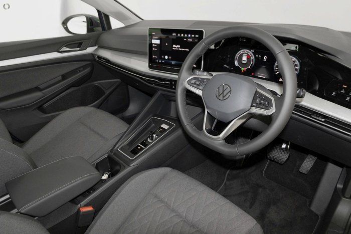 2025 Volkswagen Golf 110TSI Life