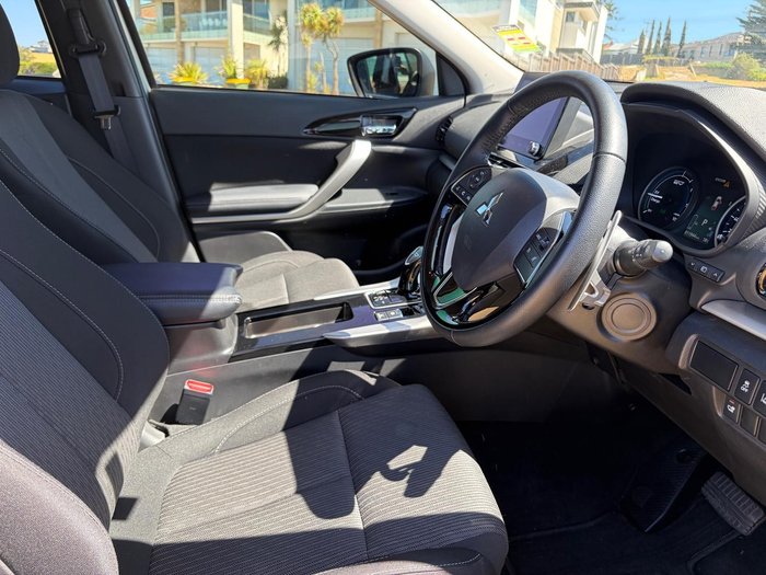 2023 Mitsubishi Eclipse Cross PHEV ES