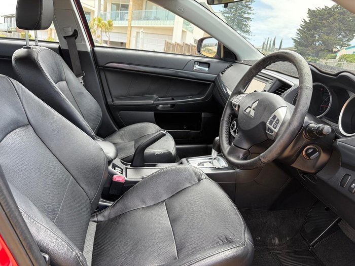 2014 Mitsubishi Lancer LS