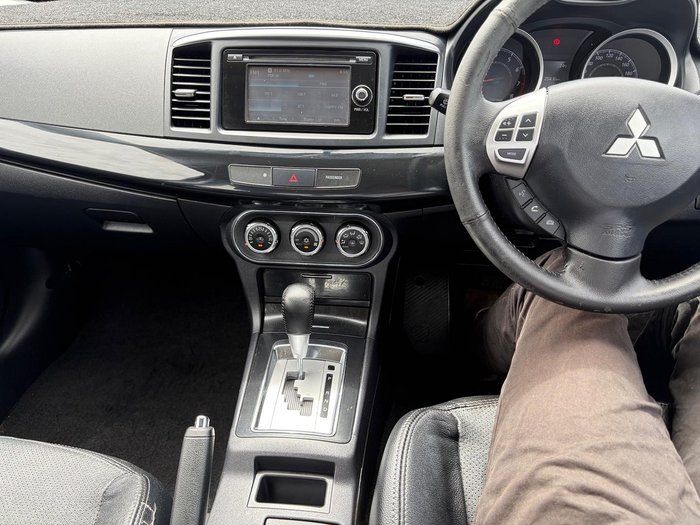 2014 Mitsubishi Lancer LS