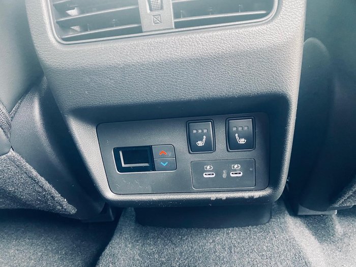 2025 Nissan X-TRAIL Ti-L