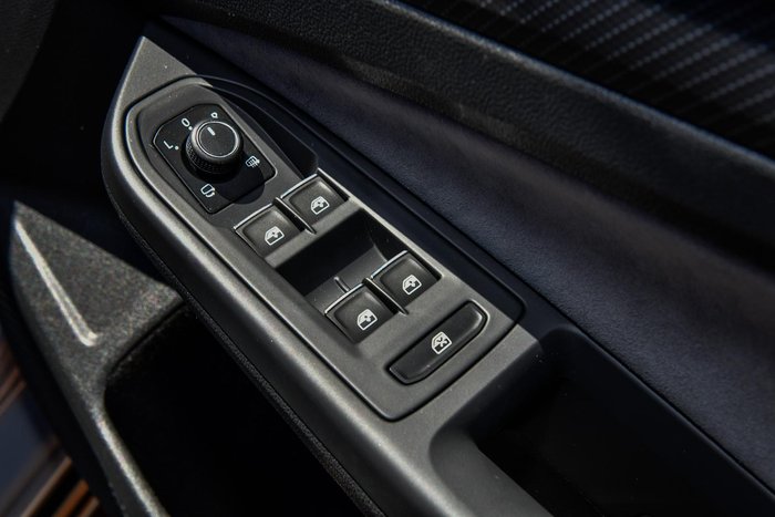 2024 Volkswagen Golf 110TSI R-Line