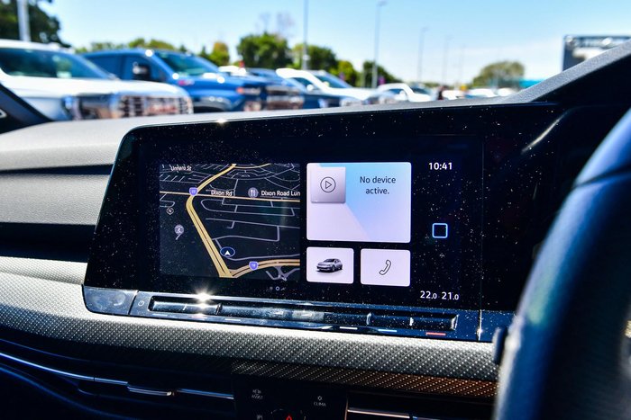 2024 Volkswagen Golf 110TSI R-Line