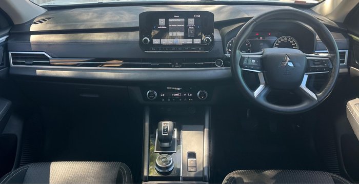 2022 Mitsubishi Outlander ES