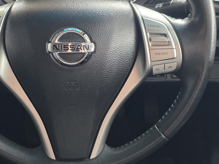 2016 Nissan Navara ST-X