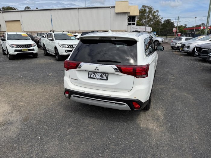 2020 MITSUBISHI OUTLANDER LS 7 SEAT (AWD)