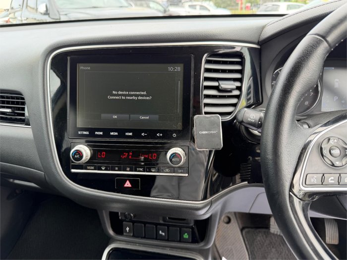 2020 MITSUBISHI OUTLANDER LS 7 SEAT (AWD)