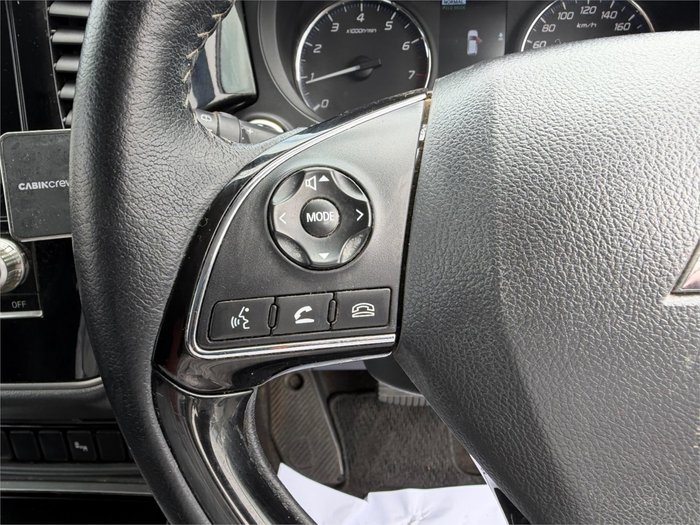 2020 MITSUBISHI OUTLANDER LS 7 SEAT (AWD)