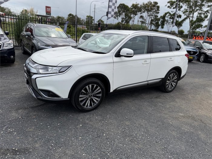 2020 MITSUBISHI OUTLANDER LS 7 SEAT (AWD)
