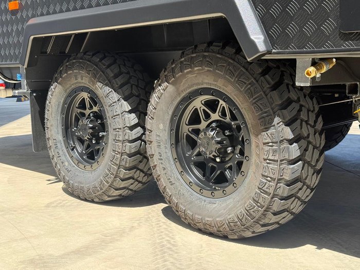 2026 New Age Caravans Road Owl Ro21be Expedition My26