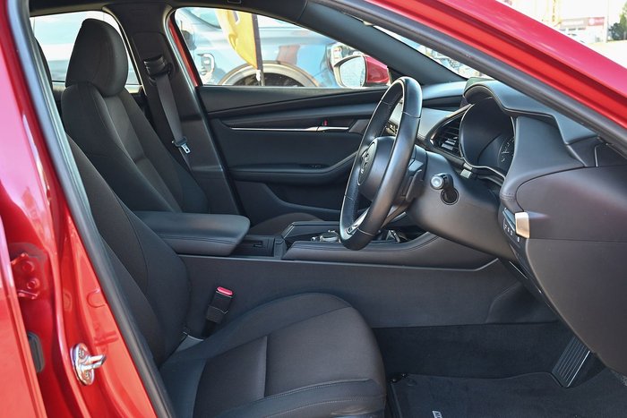 2020 Mazda 3 G20 Evolve