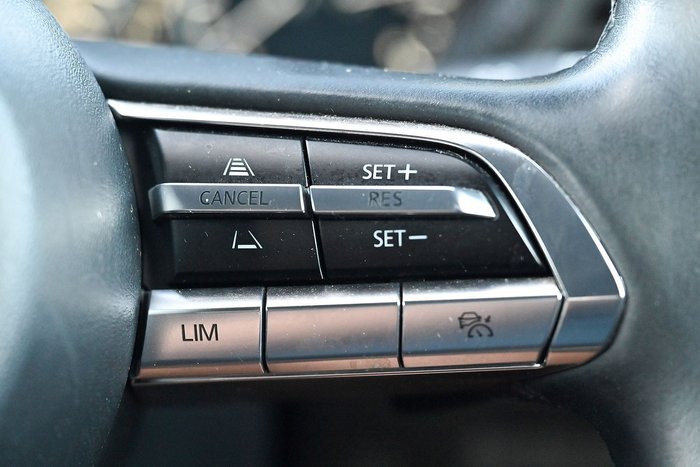 2020 Mazda 3 G20 Evolve