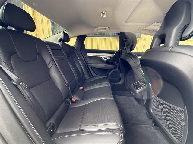 2016 Volvo S90 T5 Momentum