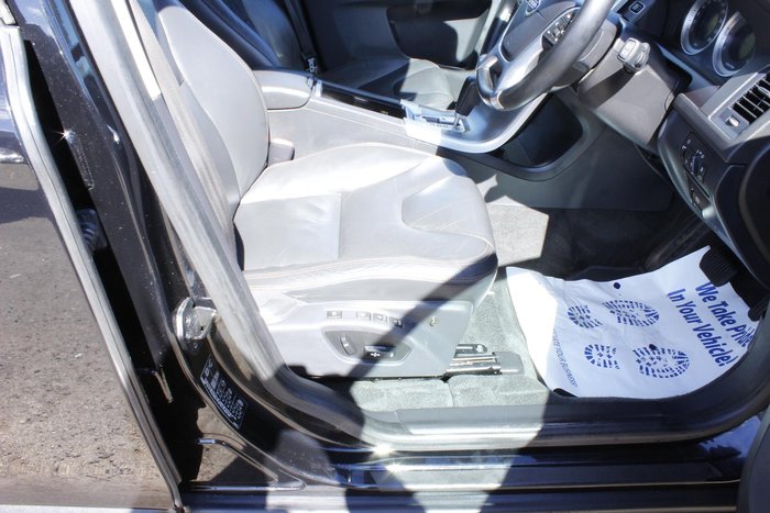 2011 Volvo XC60 D5 Teknik MY12 AWD Black