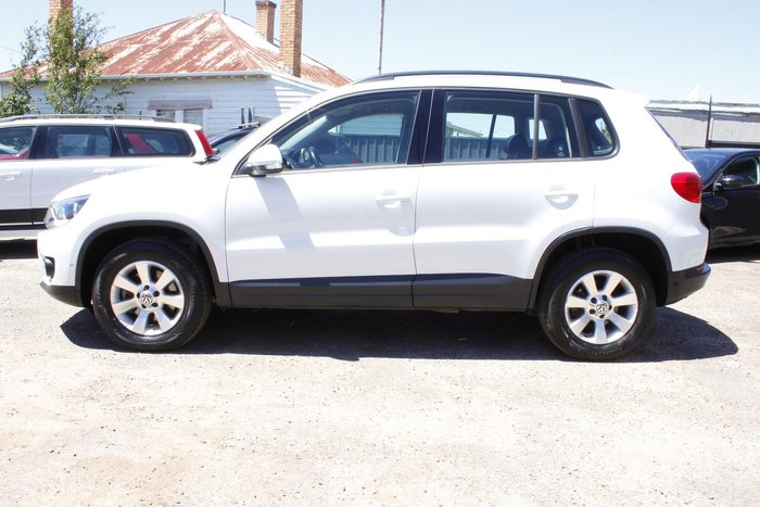 2014 Volkswagen Tiguan 132TSI Pacific 5N MY14 Four Wheel Drive Pure White
