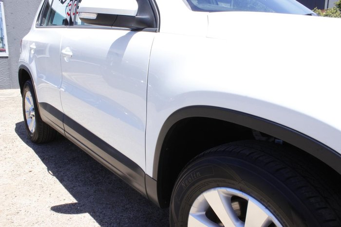 2014 Volkswagen Tiguan 132TSI Pacific 5N MY14 Four Wheel Drive Pure White