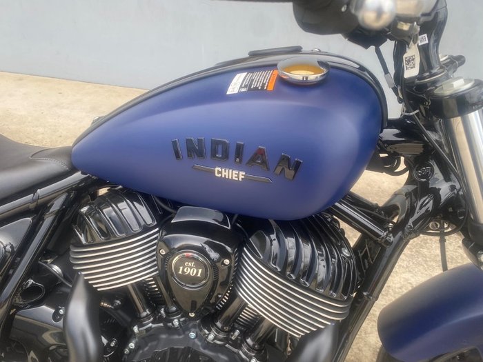 2025 Indian CHIEF DARK HORSE STEEL BLUE