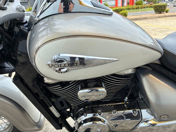 2004 Suzuki VL800 (BOULEVARD C50) Silver