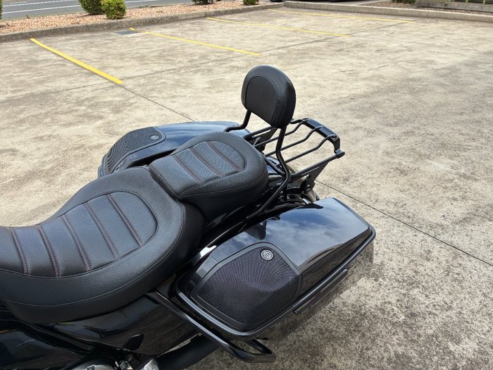 2019 HARLEY-DAVIDSON FLHXSE CVO STREET GLIDE Black