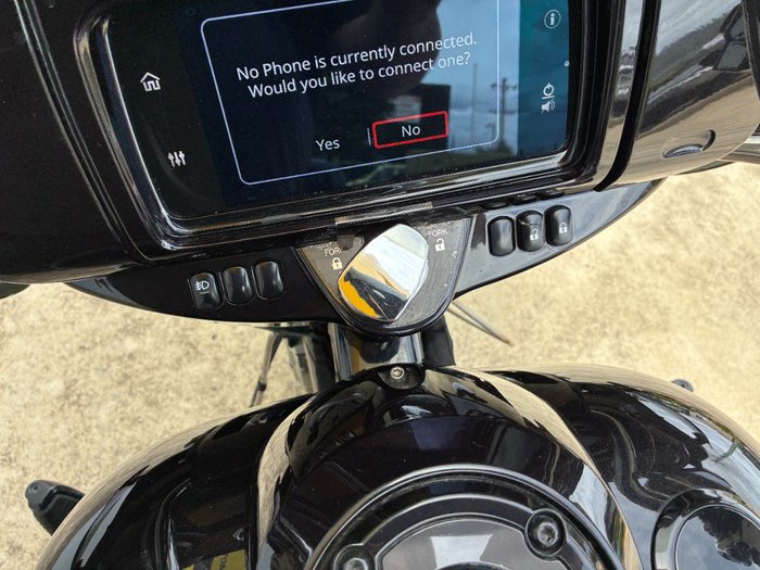 2019 HARLEY-DAVIDSON FLHXSE CVO STREET GLIDE Black