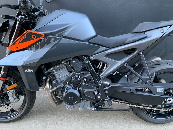 2024 Ktm 990 DUKE BLACK
