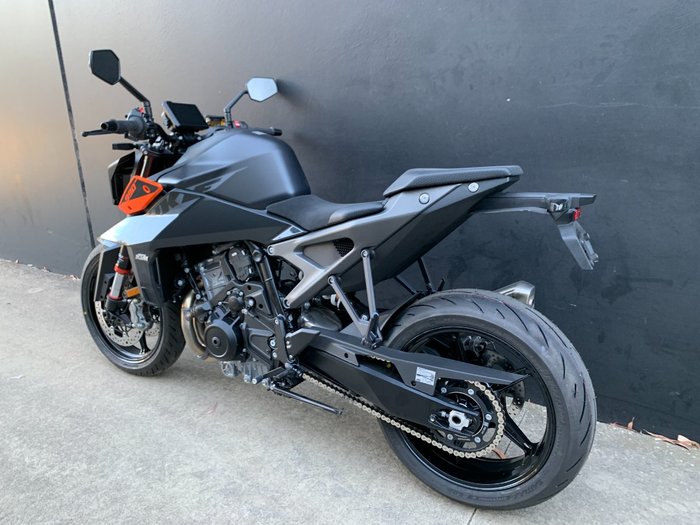 2024 Ktm 990 DUKE BLACK