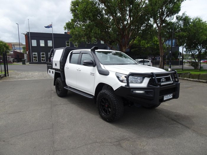 2024 Toyota Hilux SR 48V
