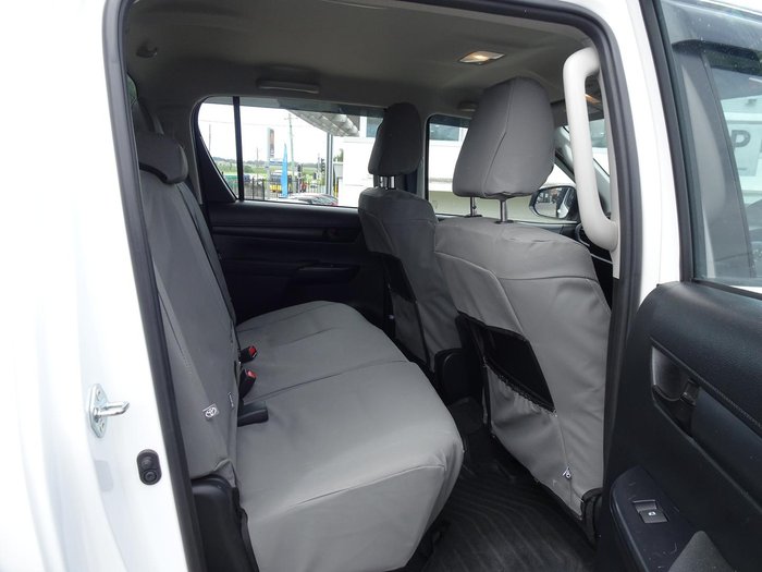 2024 Toyota Hilux SR 48V