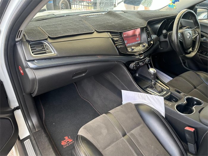 2015 HOLDEN COMMODORE SV6 VF MY15 White