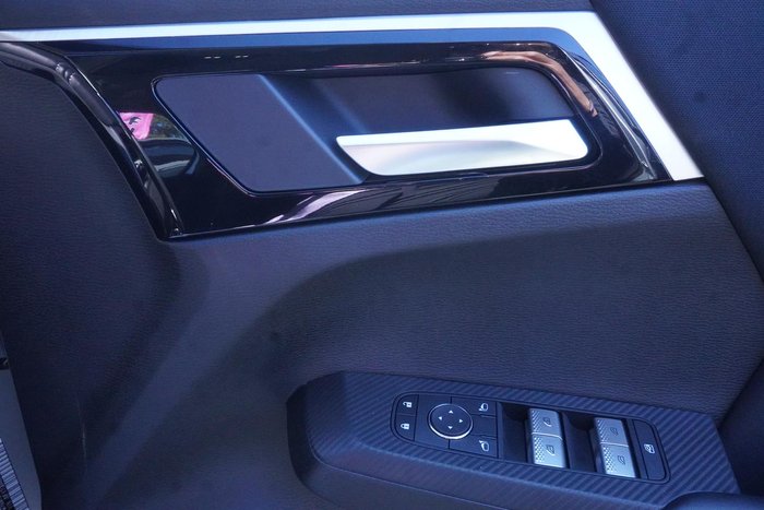 2025 Mitsubishi Outlander ES