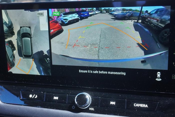 2025 Mitsubishi Outlander ES