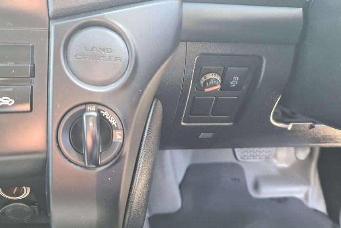 2019 Toyota Landcruiser GX