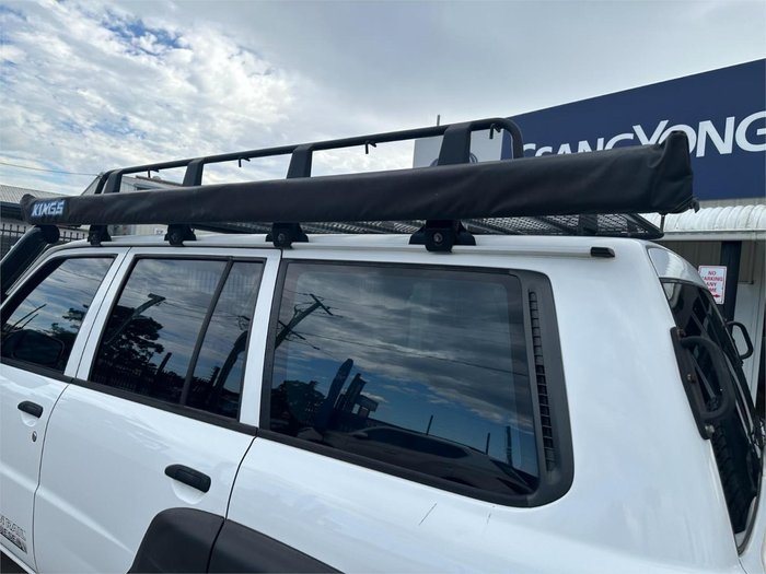 2013 Nissan Patrol DX Y61 4X4 Polar White