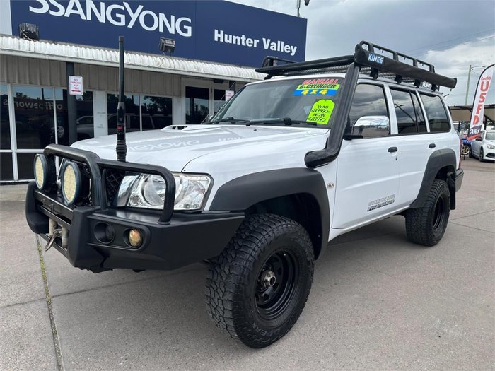 2013 Nissan Patrol DX