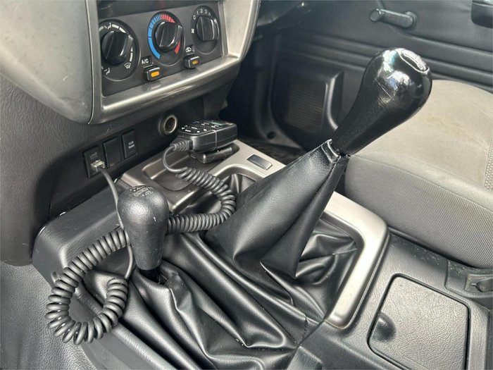 2013 Nissan Patrol DX Y61 4X4 Polar White