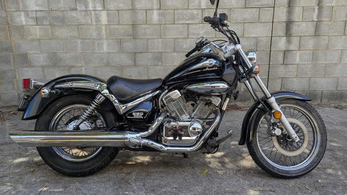 2008 Suzuki VL250 (LC250 INTRUDER) Black