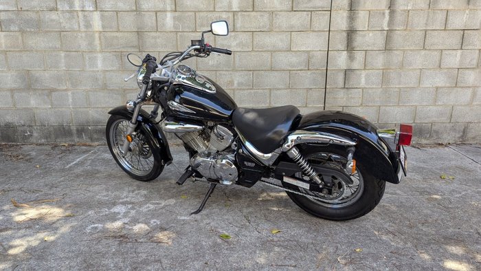 2008 Suzuki VL250 (LC250 INTRUDER) Black