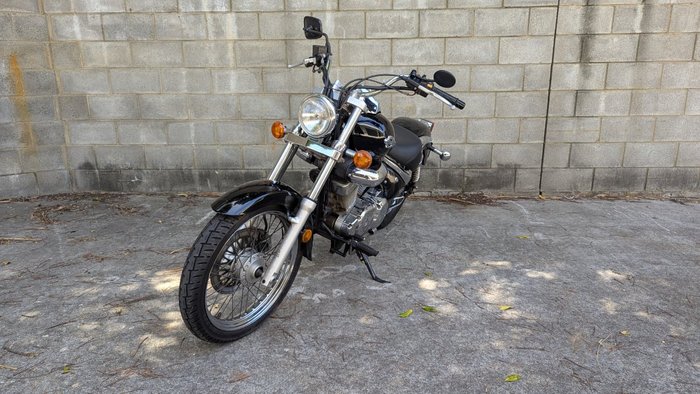 2008 Suzuki VL250 (LC250 INTRUDER) Black