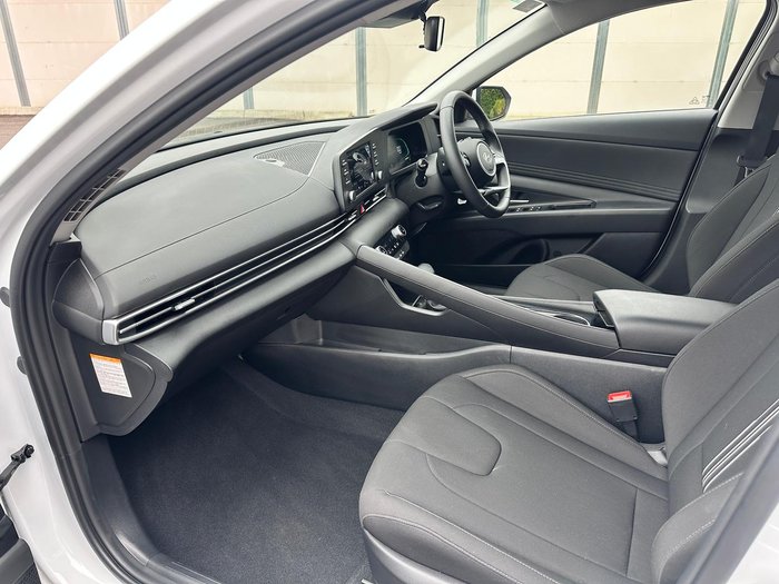 2025 Hyundai i30 Hybrid