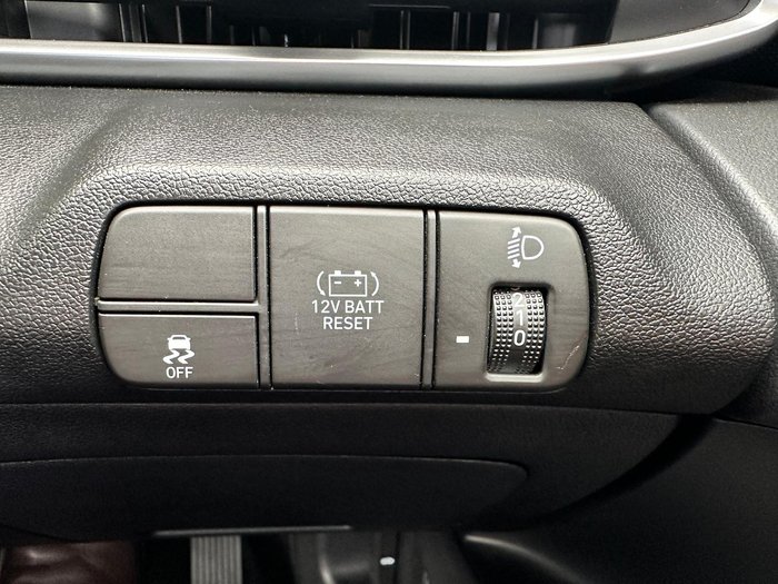 2025 Hyundai i30 Hybrid