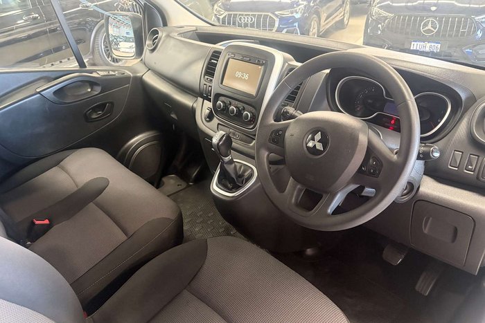 2021 Mitsubishi Express GLX