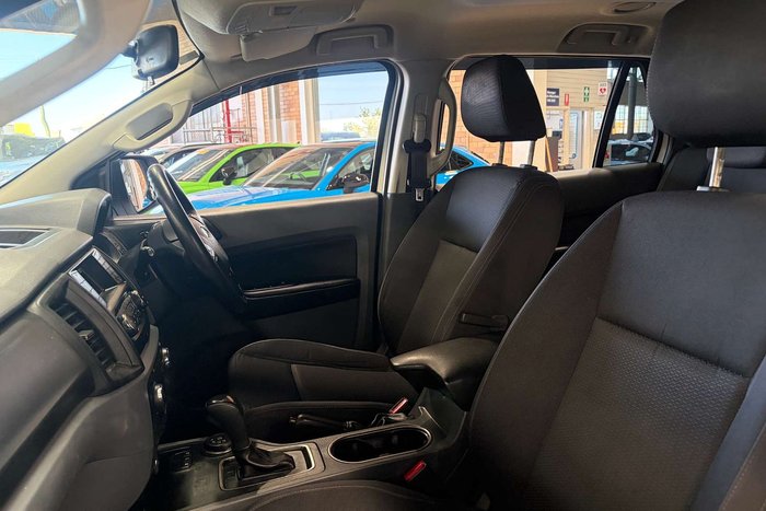 2015 Ford Everest Trend