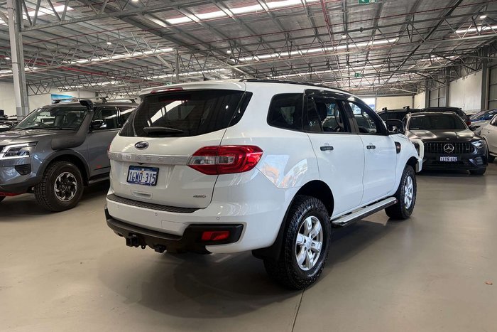 2015 Ford Everest Trend